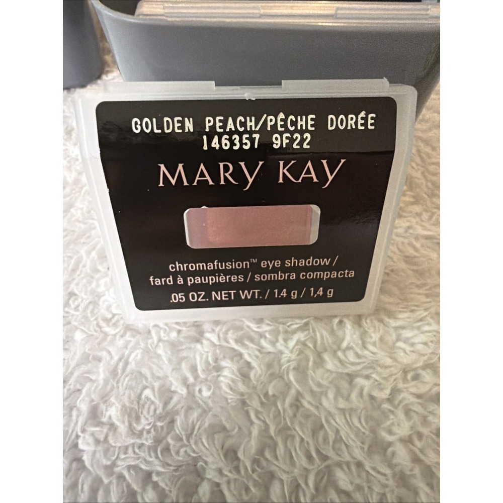 Mary Kay ChromaFusion Eye Shadow GOLDEN PEACH #146357 NIP